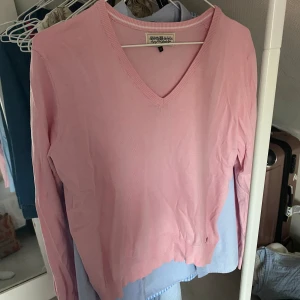 Långärmad tröja  - Långärmad tröja från Hampton Republic i storlek M, men passar mig som har xs/s 
