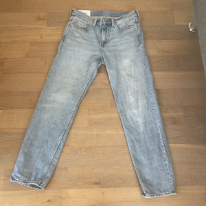 Ljusblå Jeans - Ljusblå Jeans i Realaxed fit 