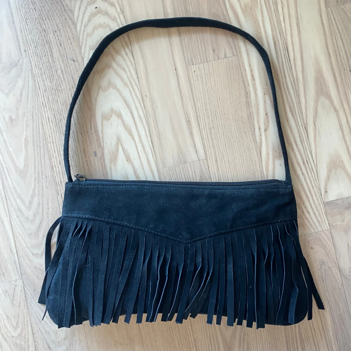 Svart mockaväska - 90