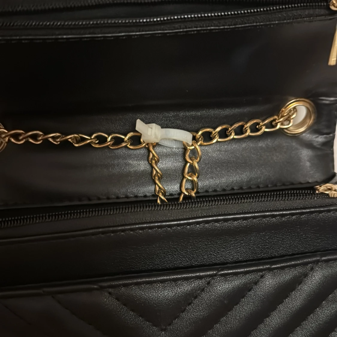 Svart väska  - 91