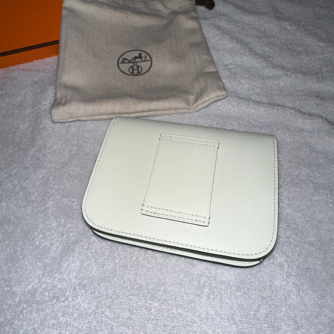 Veau Fizz Constance Slim Compct plånbok från Hermès - 90