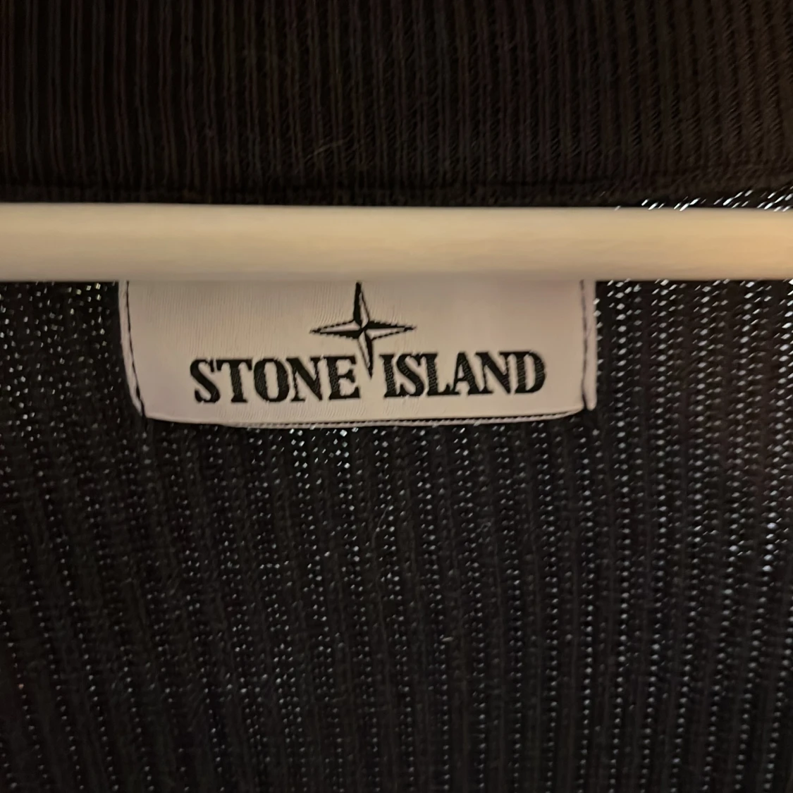Svart ribbad jacka från Stone Island - 91