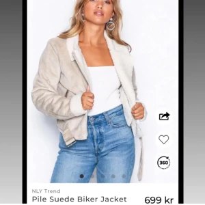 Pile suede biker jacket - Pile suede biker jacket köpt från nelly för 699. Knappt använd. 