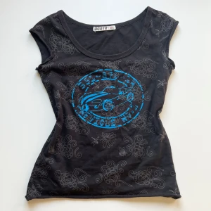 T-shirt - Brun t-shirt med tryck