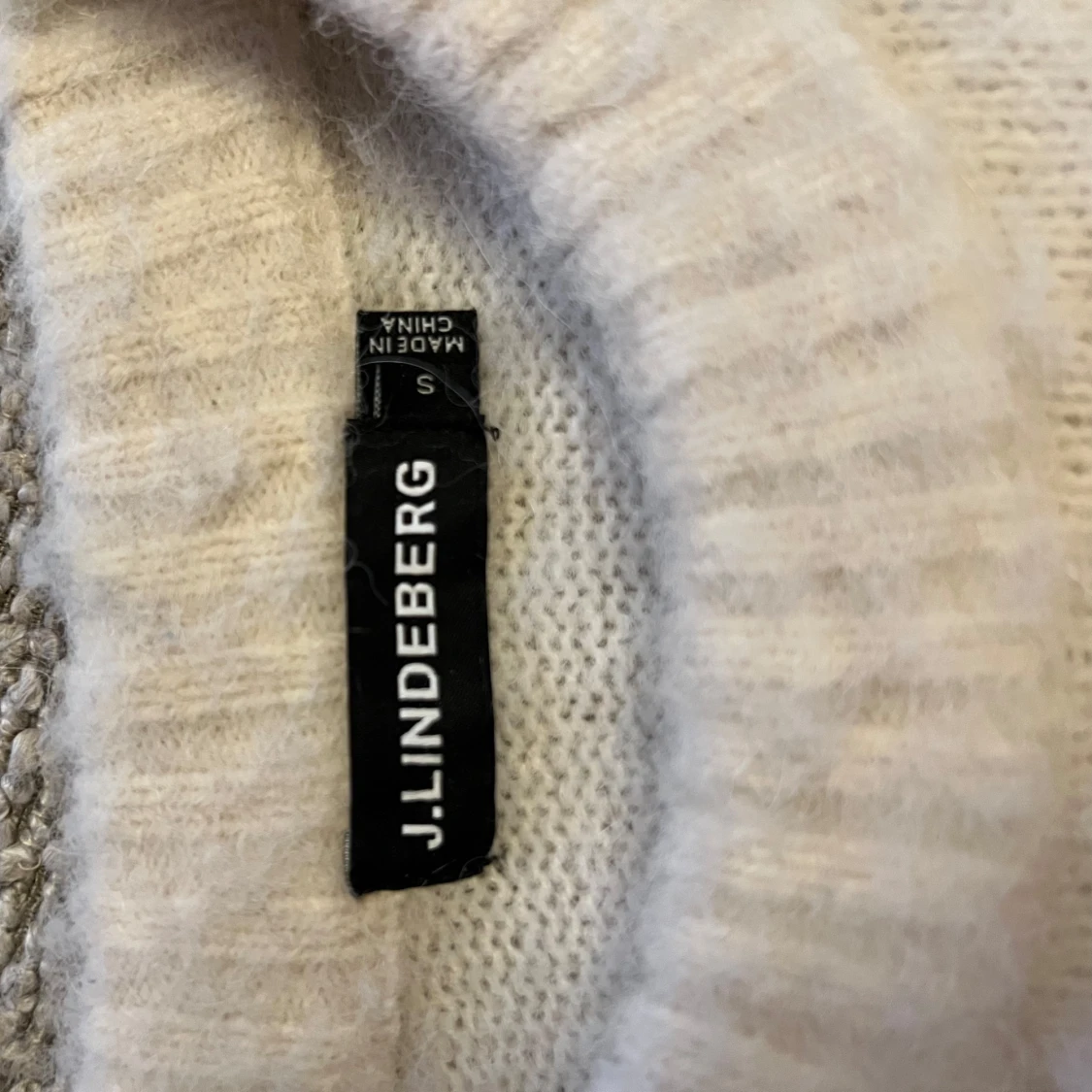 Vit tröja från J.Lindeberg - 2