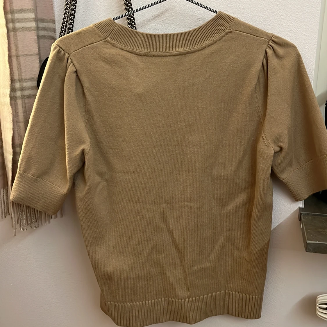 Beige tröja från Tommy Hilfiger - 90
