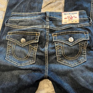 True Religion Jeans - Säljer mina True Religion jeans då dom inte kommer till användning!! Kom privat om du har frågor osv❤️