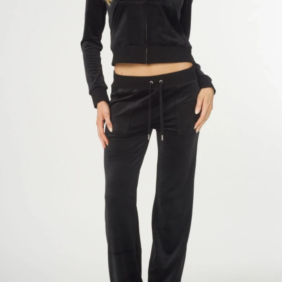 Svarta mjukisbyxor från Juicy Couture - 90