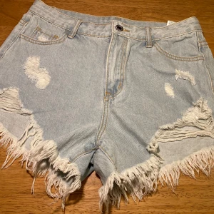 Nya shorts  - Nya shorts. Modellen passade inte