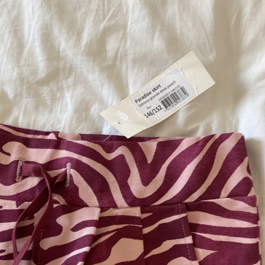 Zebramönstrad kjol med knytband - 91