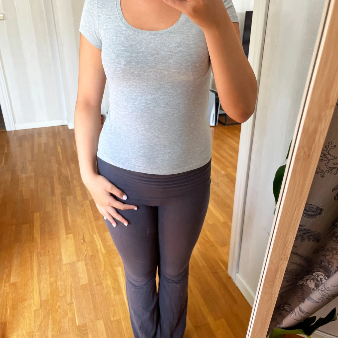 Grå t-shirt från 157