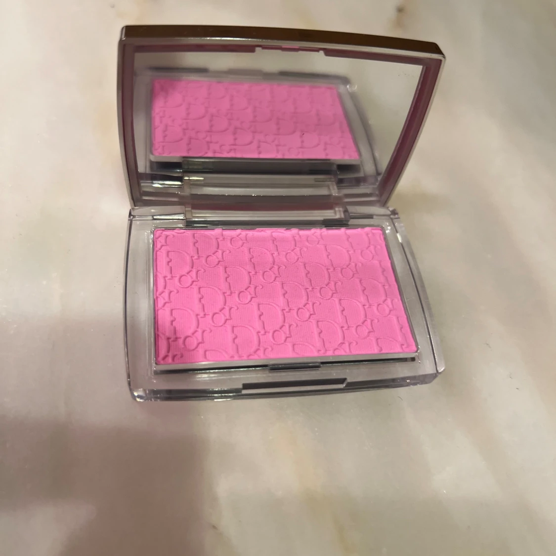 Dior Backstage Rosy Glow 001 pink  - 90