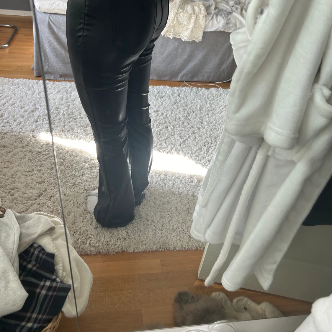 Skinn boot cut byxor - 90