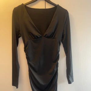 Klänning - Svart klänning i mycket gott skick 