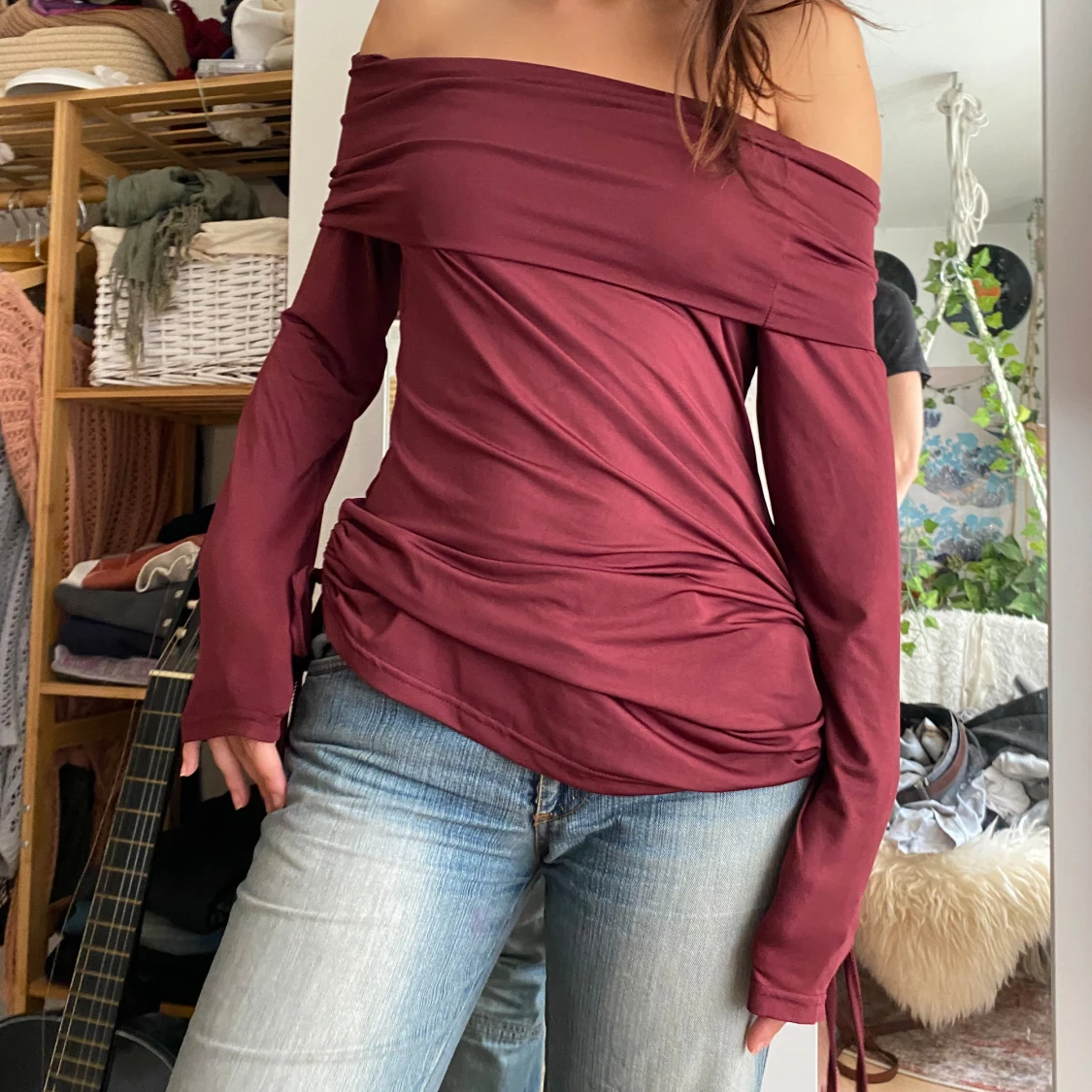 Vinröd offshoulder topp