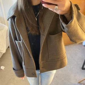 Kappa - Kappa från kappahl, Nypris 900kr den är i väldigt bra skick😊