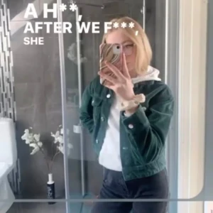 Snygg grön jacka  - Snygg jacka i Manchester tyg 