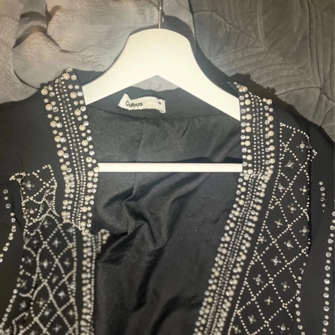 Jätte fint Blazer med pärlor  - 90