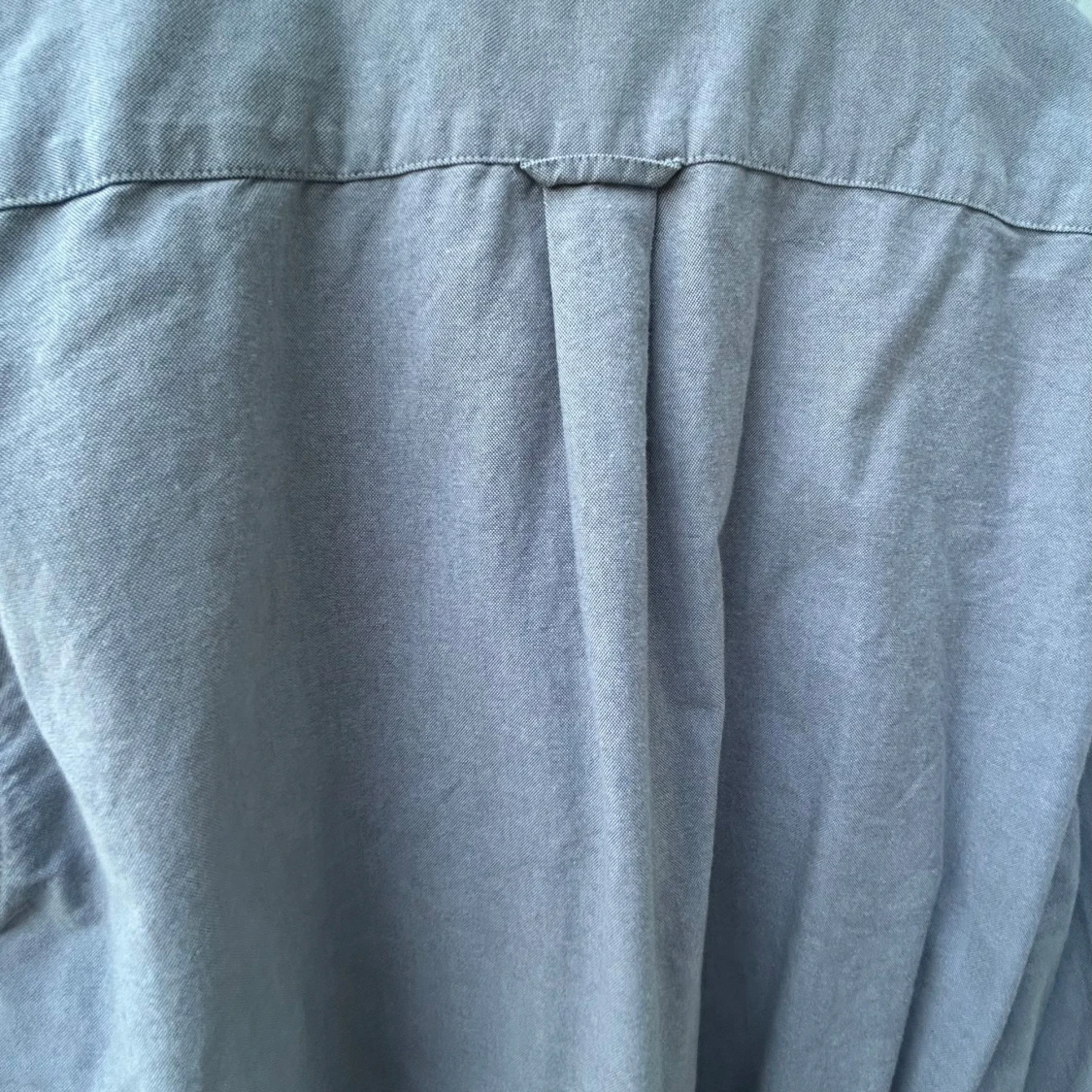 Grå långärmad skjorta - 90