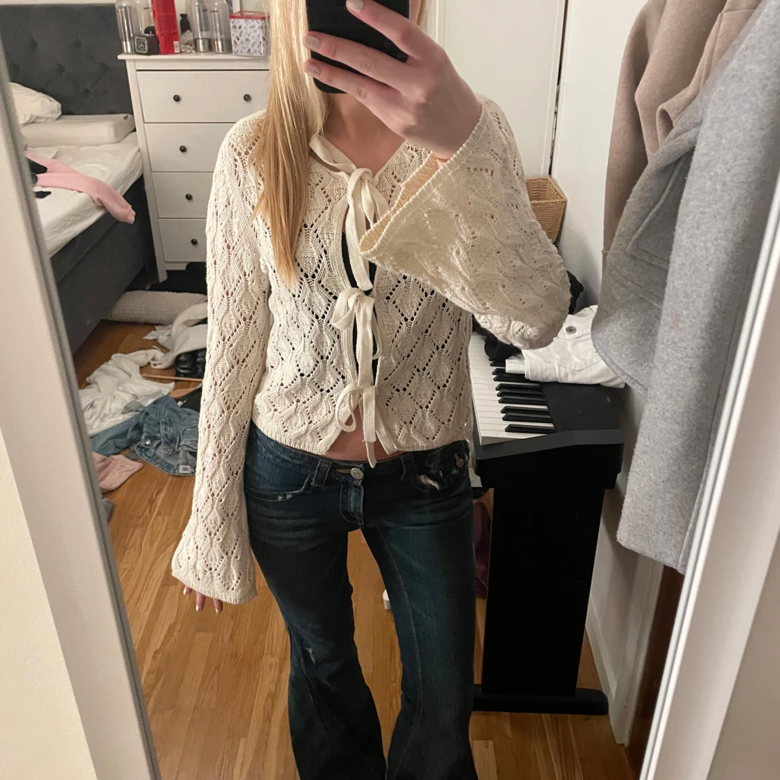 Vit stickad kofta från Stradivarius