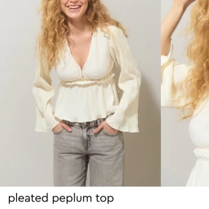 Pleated peplum topp Gina  - Säljer denna topp från Gina Tricot då den inte kommer till användning. Använd endast 2 gånger så  nästan som ny. Köptes för 400 men säljs för 150.🩷