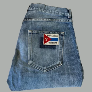 Saint Laurent Jeans (Universite) - - Skick 9/10   - Nypris: 8000 SEK  - Storlek: 31