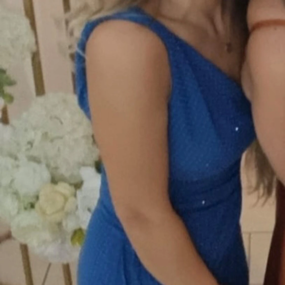 Blå glittrig långklänning - 90