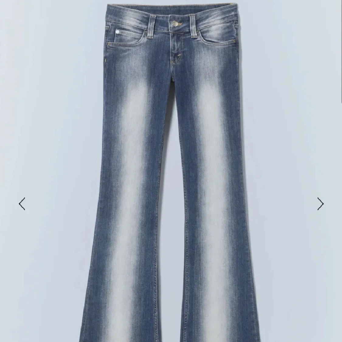 Blå weekday jeans med vita ränder - 91