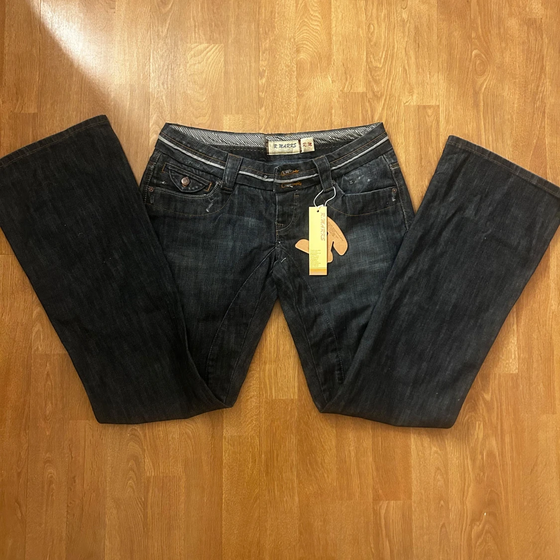 Mörkblå jeans från R. Marks