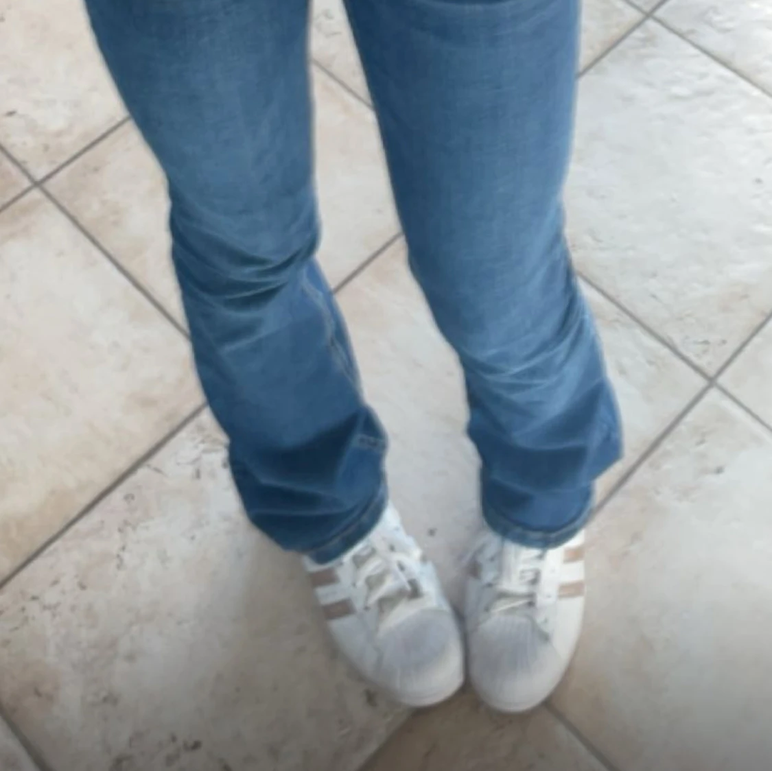 trendiga adidas skor - 90