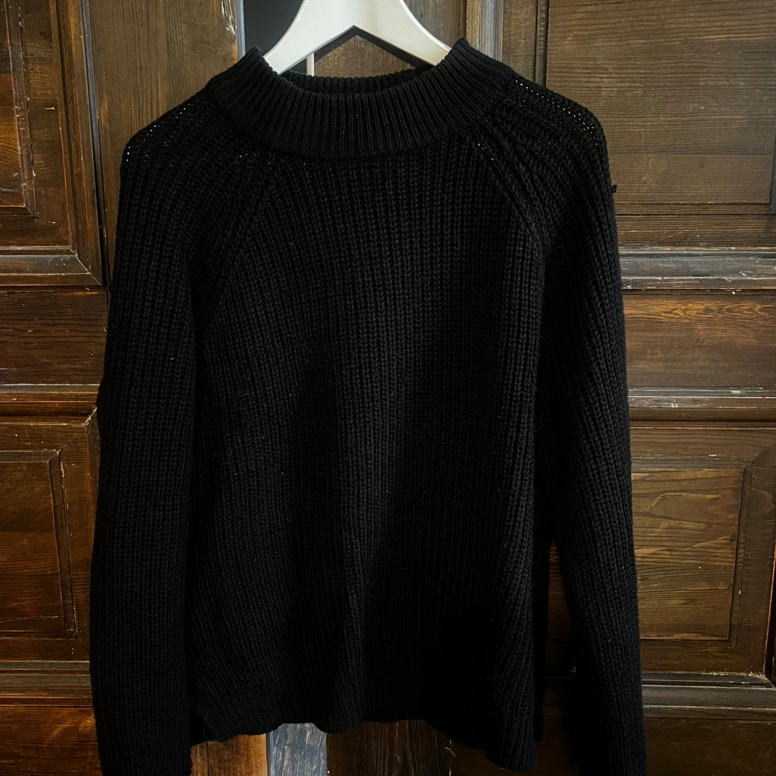 Svart stickad tröja från vero Moda  - 93