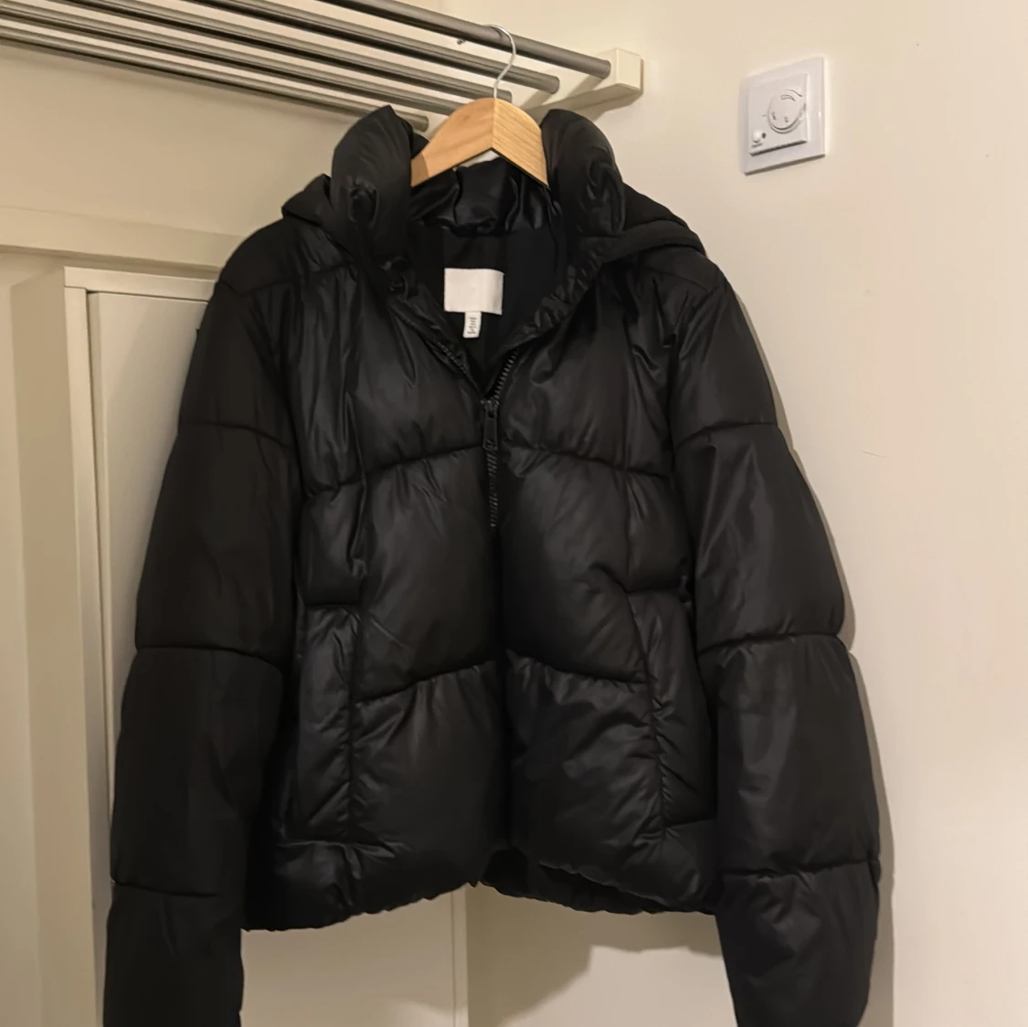 Svart pufferjacka från H&M