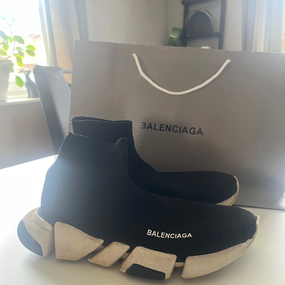Balenciga skor svart vita - 2
