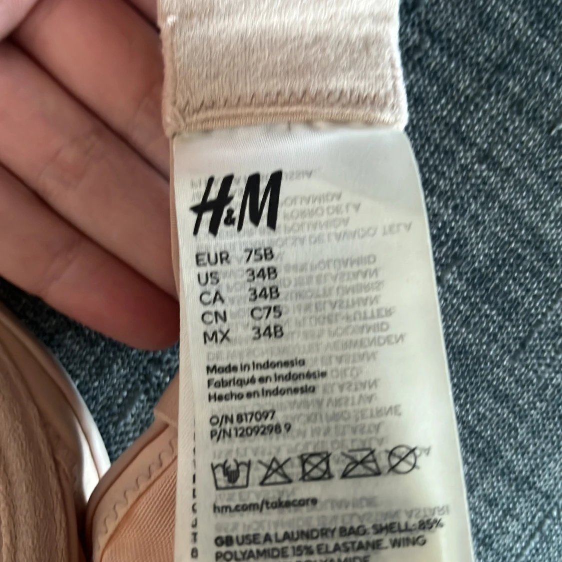Beige axelbandslös bh från H&M - 1