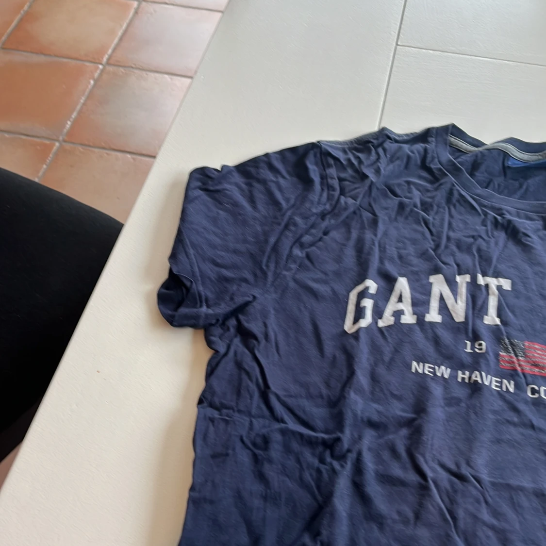 Blå t-shirt från GANT - 1