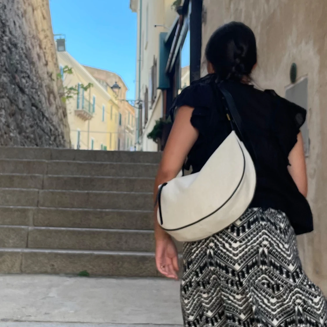 Zara väska med svarta detaljer - 3