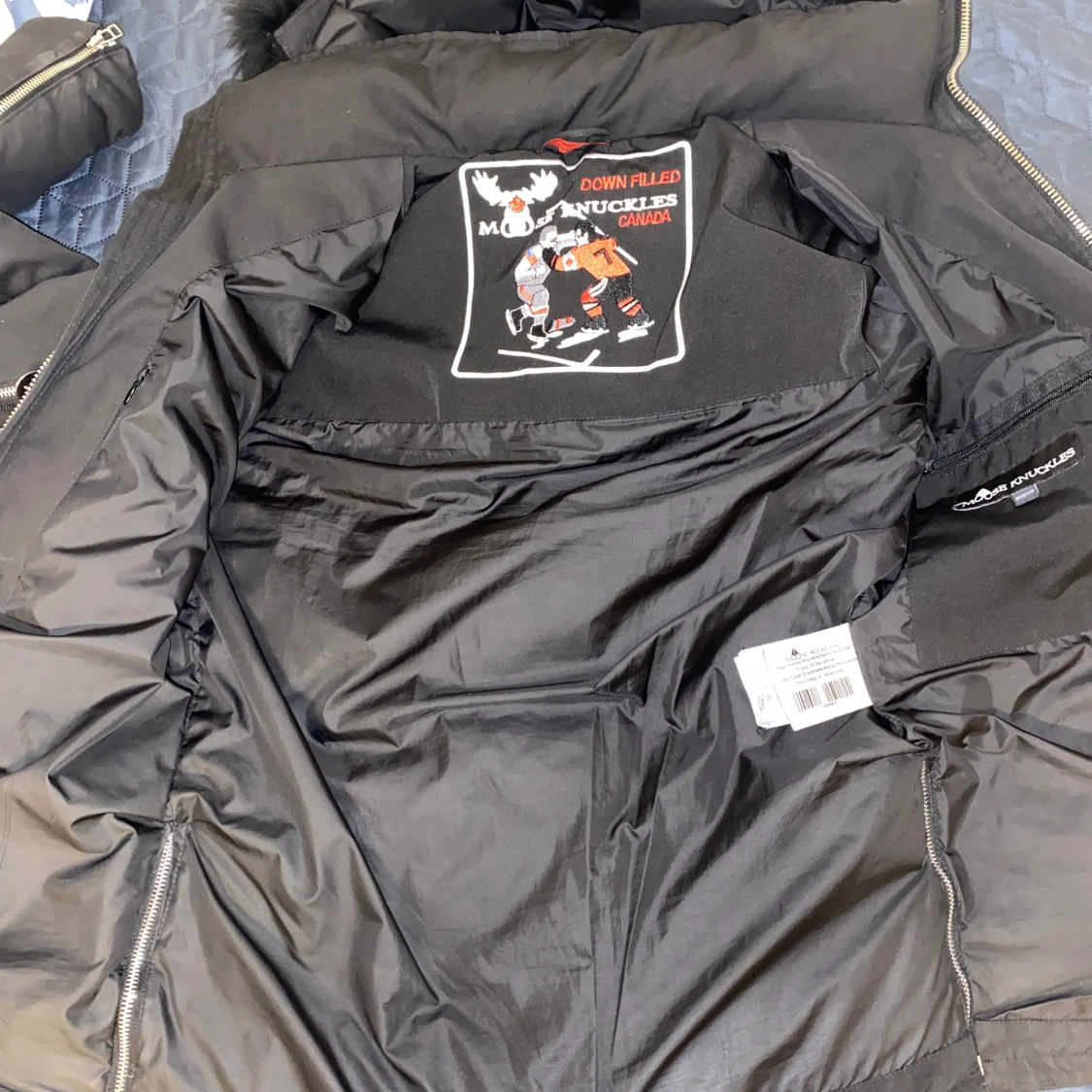 Svart dunjacka från Moose Knuckles - 2
