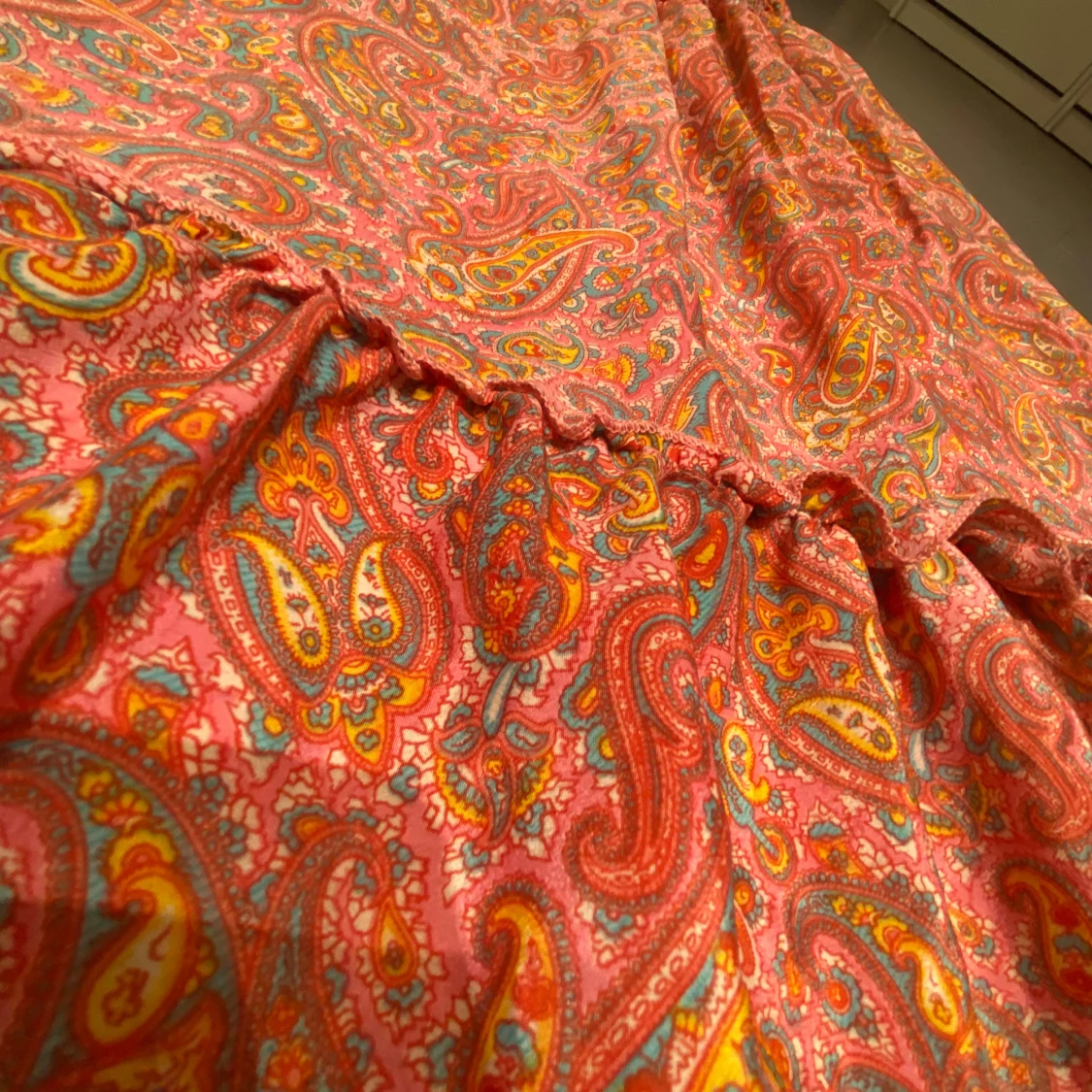  långkjol från Qnuz - 2