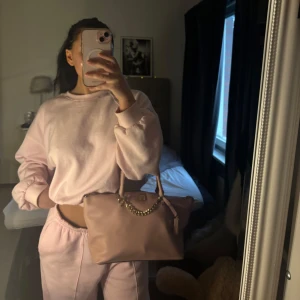 Victoria secret bag  - Oanvänd Victoria secret väska 