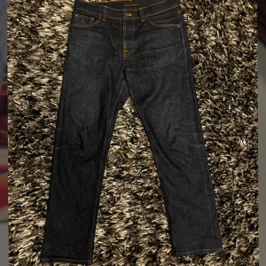 Nudie jeans dry true - Säljer dessa Nudie jeans dry true, modell steady eddie ii då dem är för korta för mig, strl 31/32 men sitter nog som 31/30. I princip nya, bara använda ett fåtal gånger.