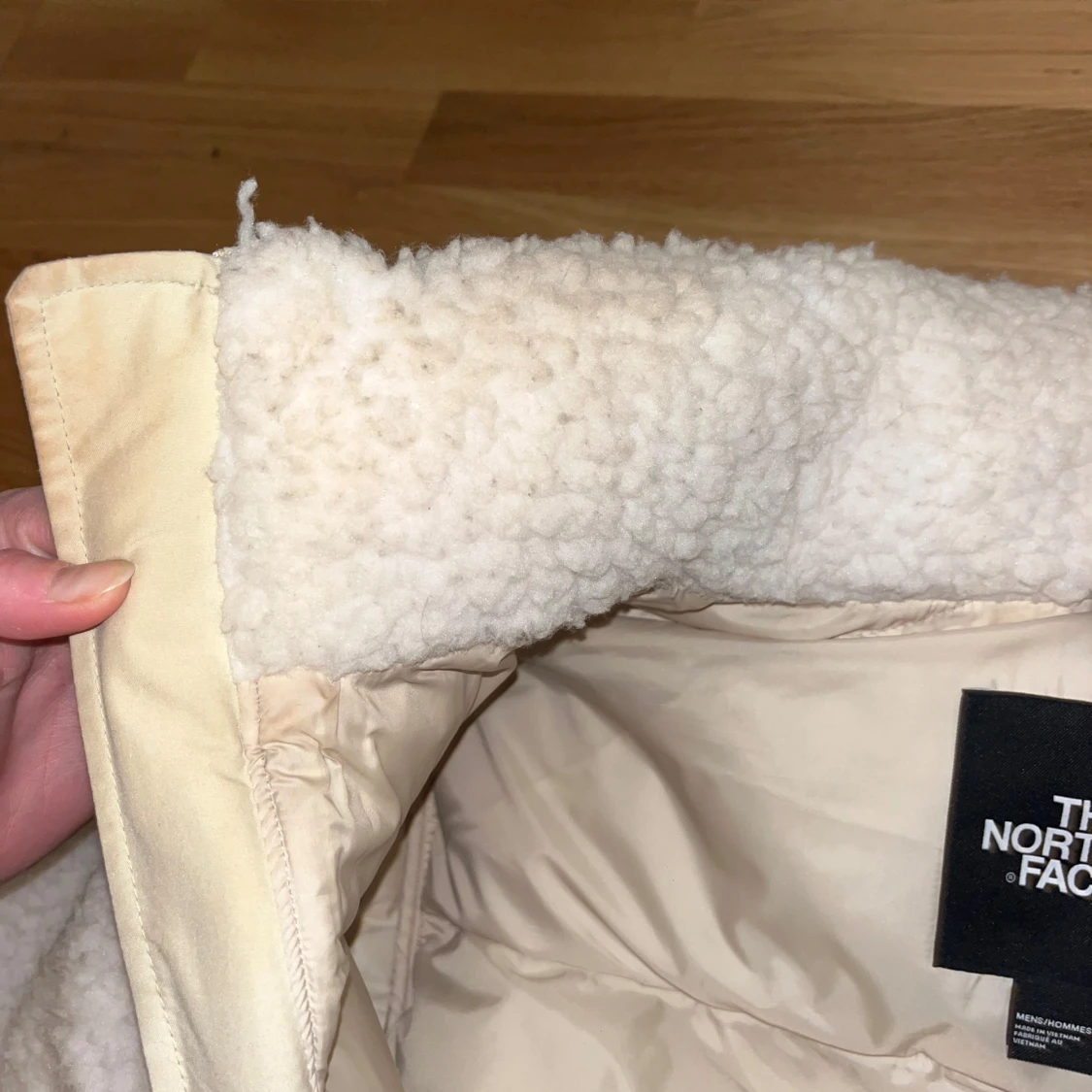 Vit teddyjacka från The North Face - 2