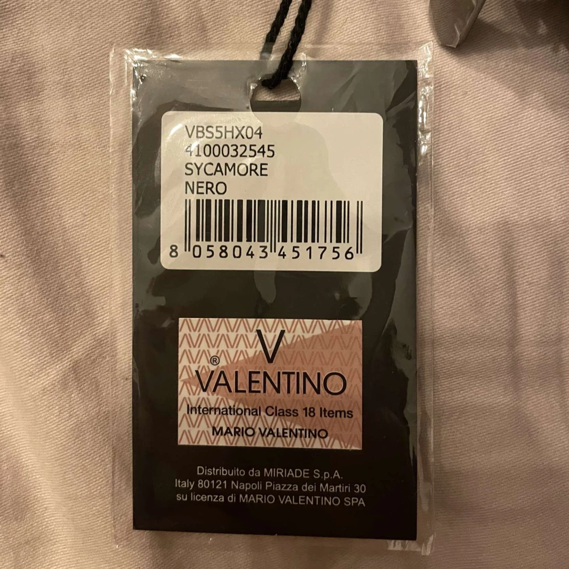 Svart axelväska från Valentino - 3