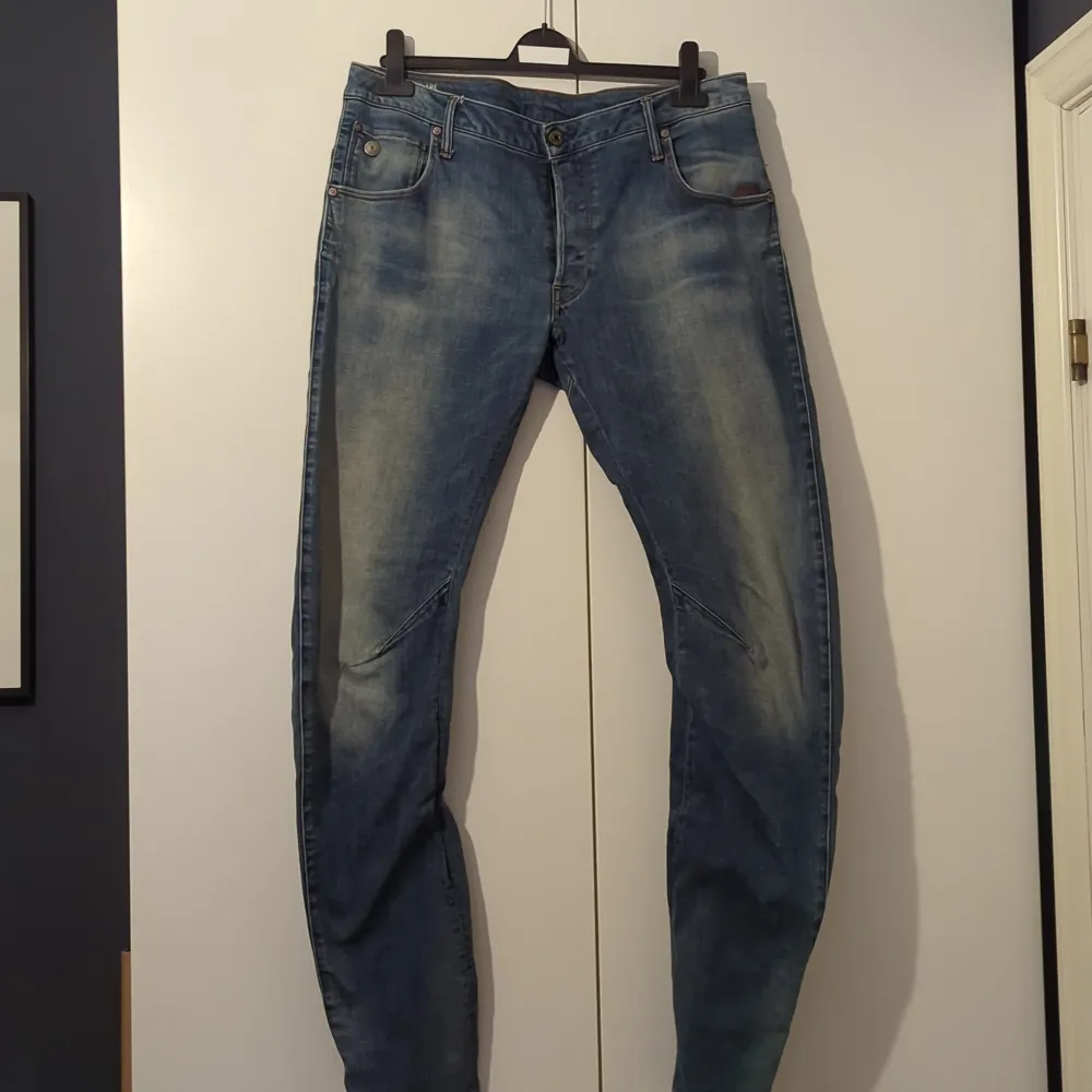 Sparsamt använda herr jeans, baggy modell, G star raw. ARC 3D Slim. W34, L34. Blå denim. Nypris 1275 kr. . Jeans & Byxor.