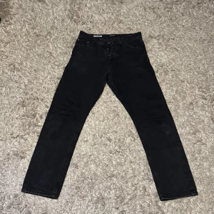 Jack&jones jeans  - Säljer min Jack&jones jeans i bra skick