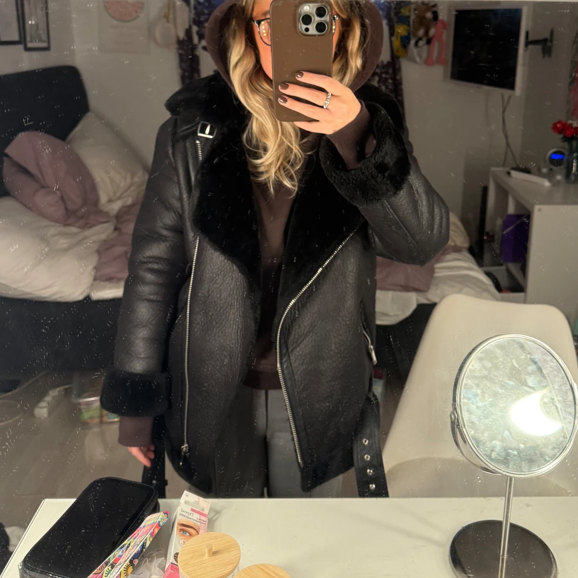 Skinnjacka med päls