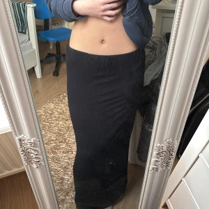 Lång kjol - Lång kjol 