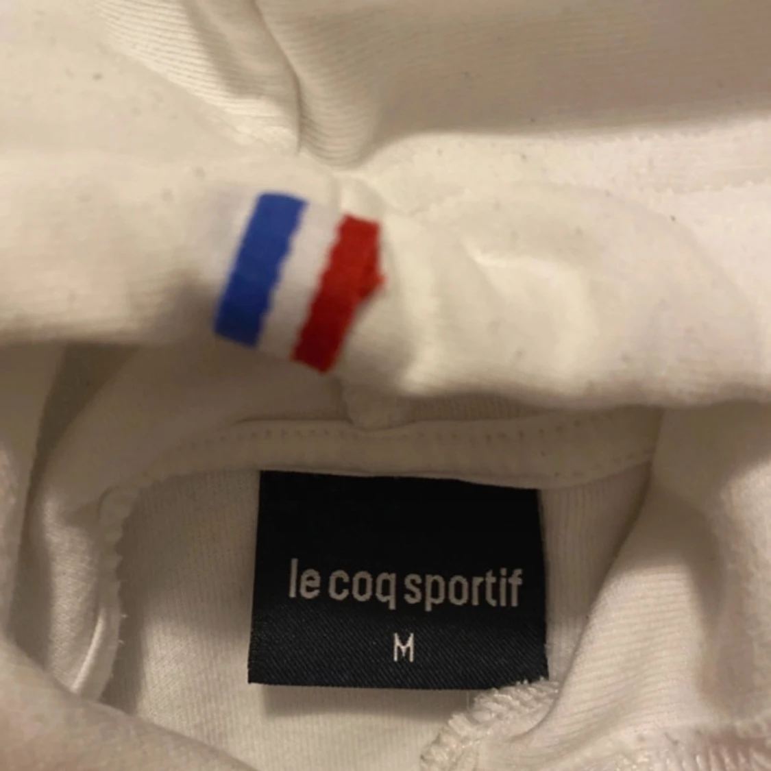 Vit hoodie från Le Coq Sportif - 90