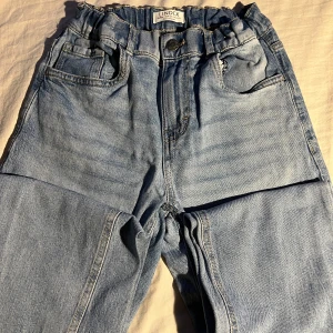 Ljusblå jeans - Jeans från Lindex ”Staffan” Fint skick. Knappast andvända
