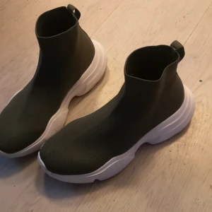 Sneakers - Använda ett fåtal gånger