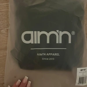 Padel kjol  - Jätte fin helt ny padel kjol som inte passade! Super fin och helt ny, skriv för fler bilder eller frågor❤️